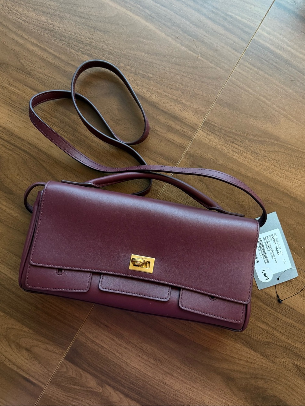 Balenciaga Smooth Calfskin Small Bel Air Clutch On Strap Burgundy - Picture 3 of 9